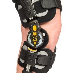 Contender™ Universal Post-op Knee Brace